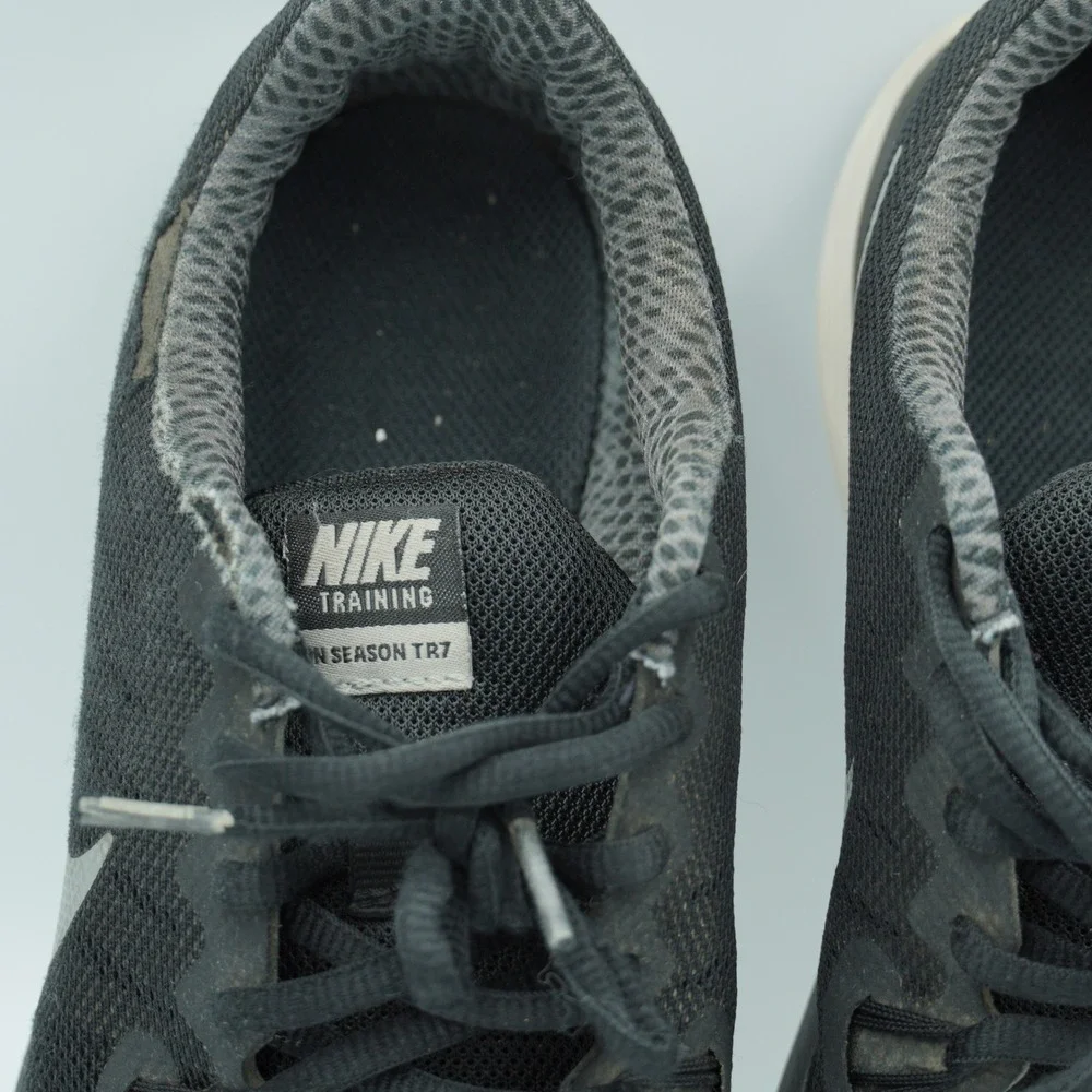 Nike In‎ Season TR 7 Womens 7.5 Black White Training Gym Sneakers 909009-001